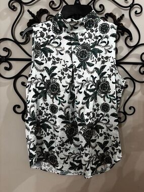 Ann Taylor Factory Size small
